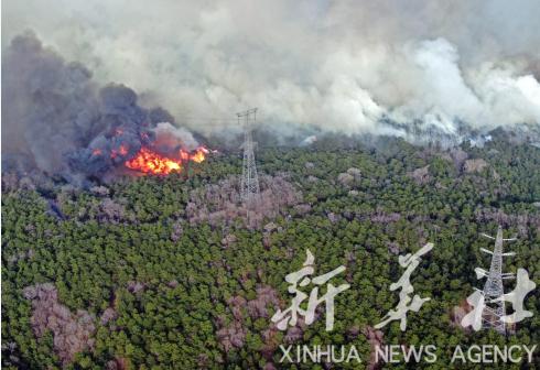 4.17沈阳棋盘山大火现在灭的怎么样了？消防队员是否平安2021年沈阳浴池都关了吗昨晚沈阳一居民楼着火，一辆路虎车停在消防通道内，车主说:楼上着火跟我有什么关系 迈腾汽车